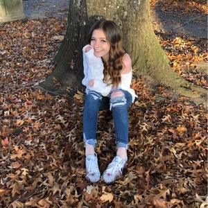 Meet your Posher, Hannah